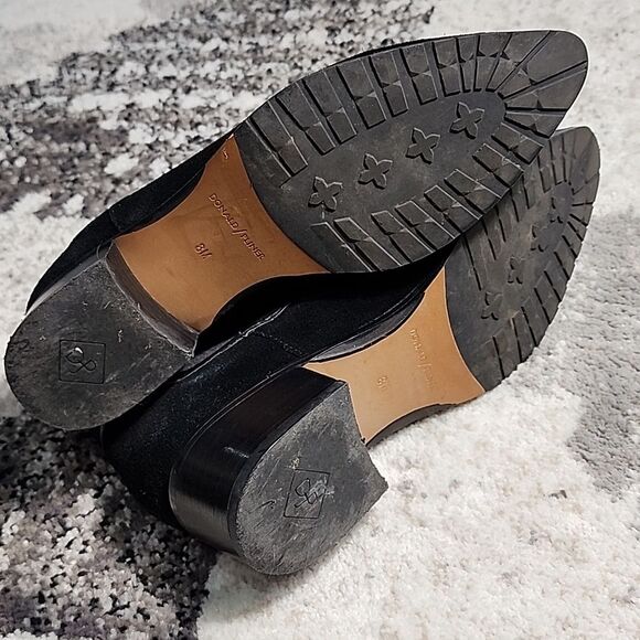 Donald J. Pliner Womens Dyla Chelsea Boots Sz 8M Suede Preppy Casual Office - Picture 6 of 8